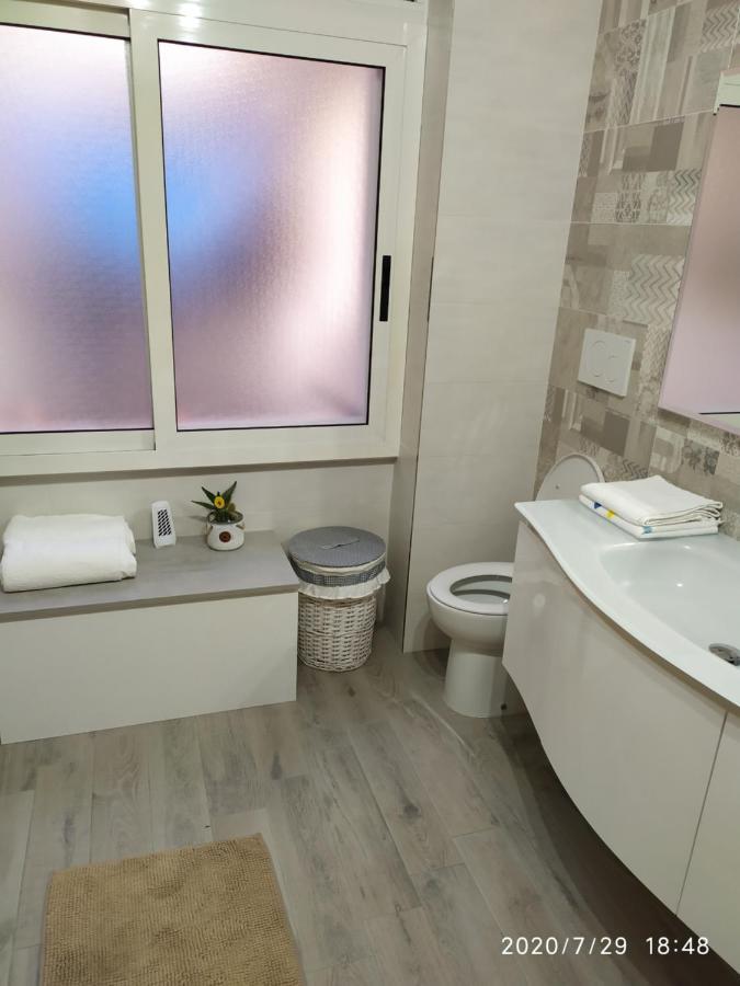 Casa Vacanze Dany Taranto Exteriör bild