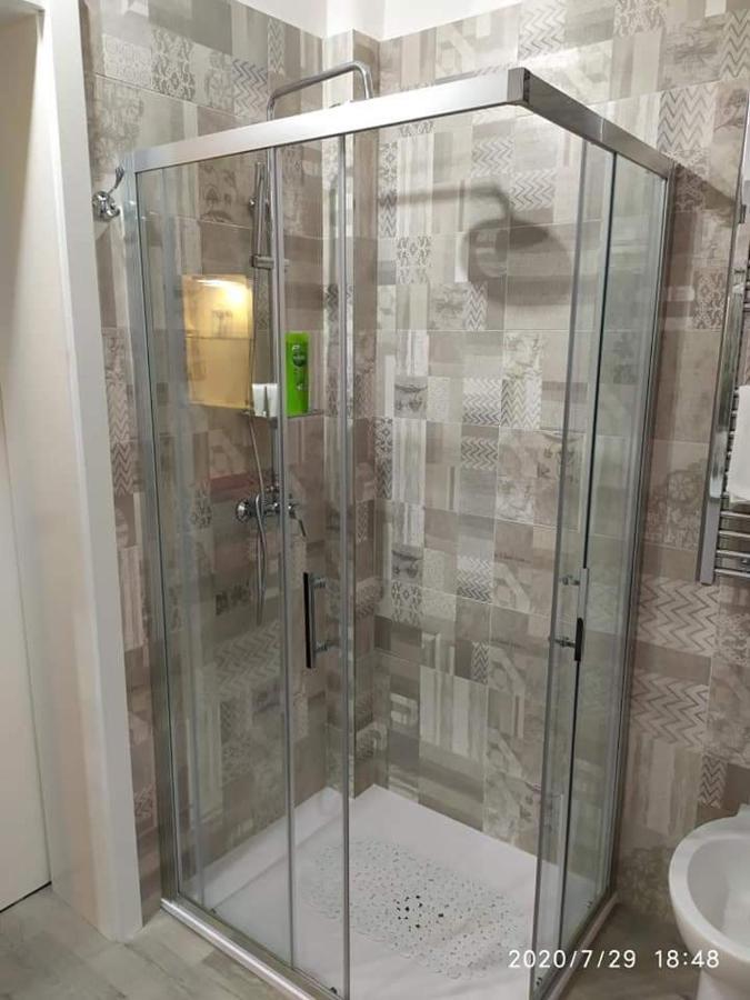 Casa Vacanze Dany Taranto Exteriör bild