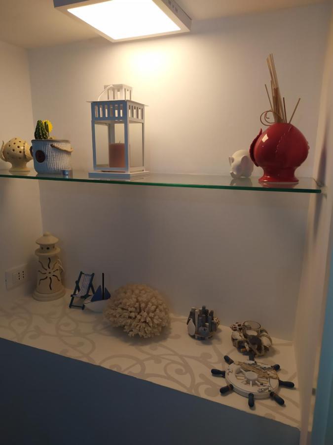 Casa Vacanze Dany Taranto Exteriör bild